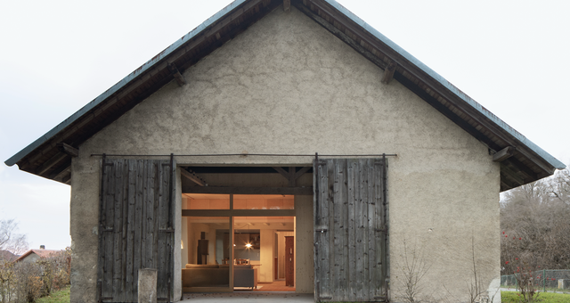 PATRI | Rénovation et transformation d’une bergerie du xixe siècle en un logement principal
